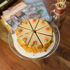 Worteltaart met Roomkaas en Kaneel